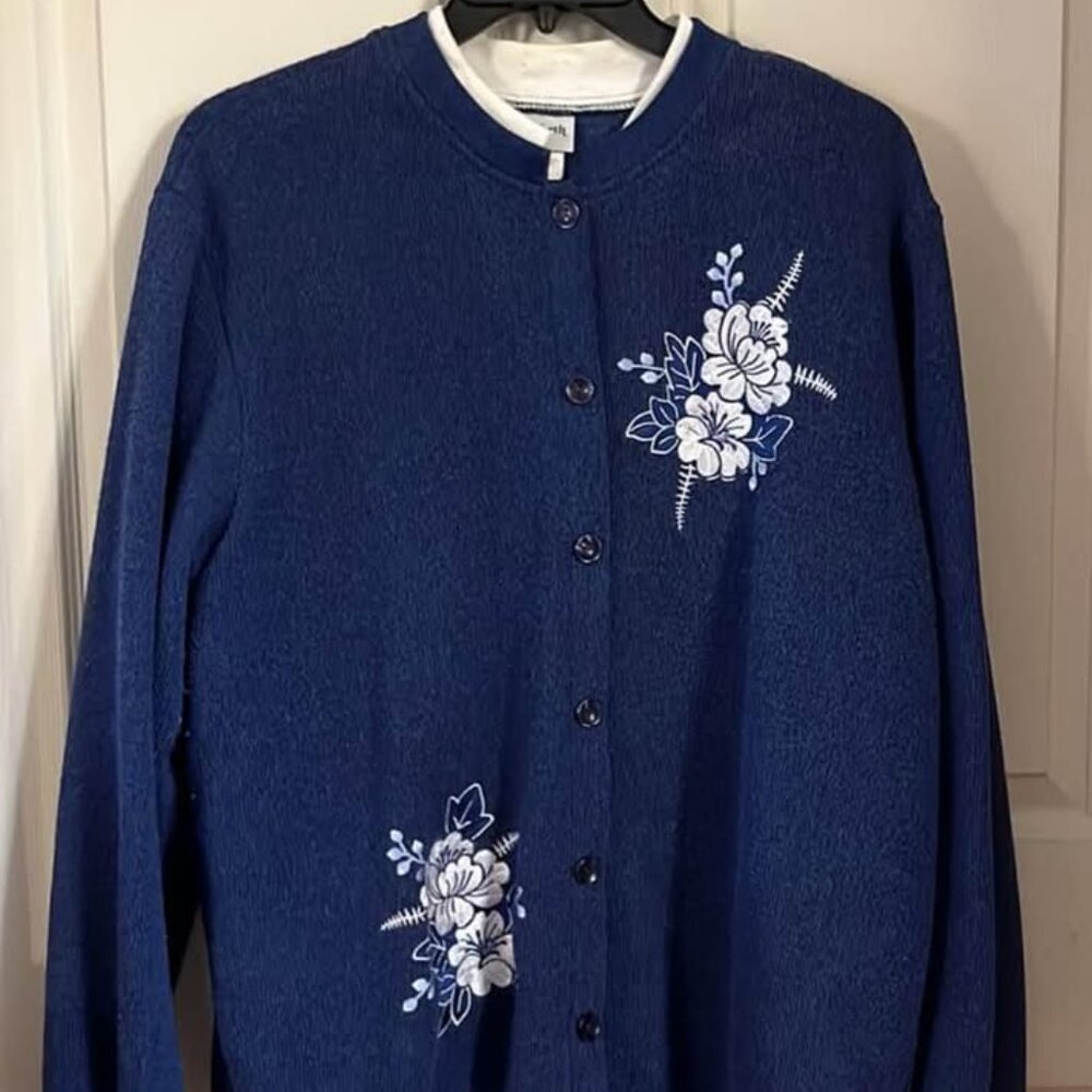 Blue Jacket with embroidered with flowers
